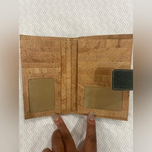 NWOT Corkadia Art Deco Inspired Women's Wallet - Picture 5 of 7